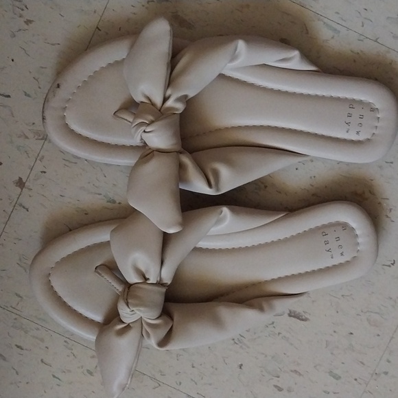 Sandals - Picture 2 of 2